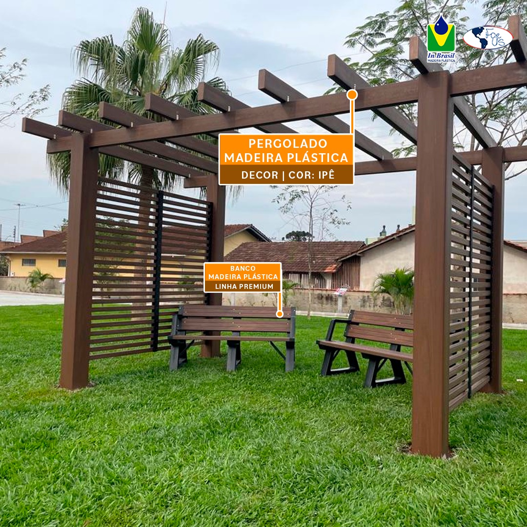 Madeira Plástica Pergolado
